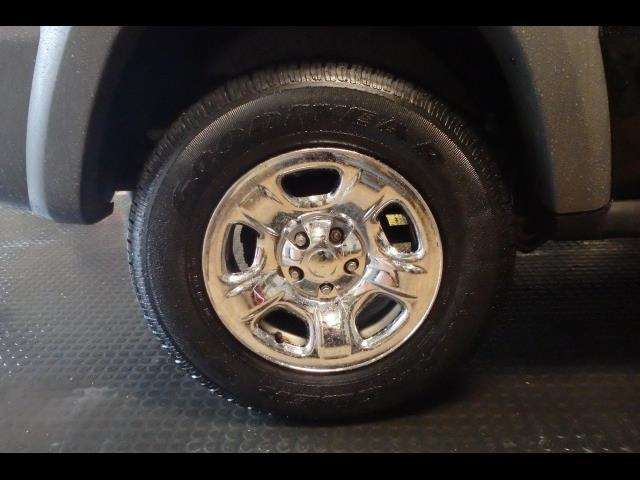 2005 Jeep Liberty Sport 4dr SUV